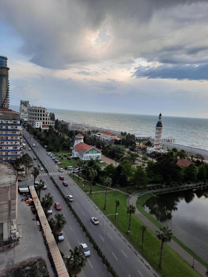 Twins Tower Orbi City Batumi Exterior photo